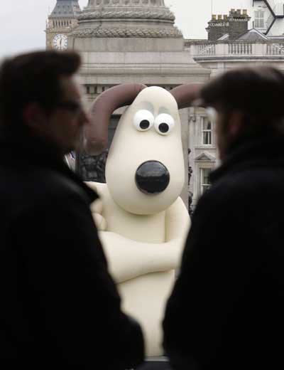 A thirty foot (9 metres) inflatable model of the animated film character 'Gromit' is displayed in Trafalgar Square in London, February 20, 2006. The giant representation was being shown to help promote the launch of the DVD of the British film 'Wallace and Gromit: The Curse of the Were Rabbit'. 