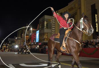 An actor performs during the 75th Annual Hollywood Christmas Parade in Hollywood city, California, the United States, Nov. 26, 2006.