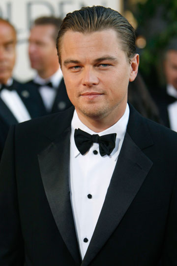 Actor Leonardo DiCaprio arrives at the 64th annual Golden Globe Awards in Beverly Hills January 15, 2007.