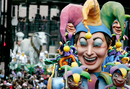 Members of the Krewe of Rex parade down St. Charles Avenue Mardi Gras Day in New Orleans, Louisiana February 20, 2007.