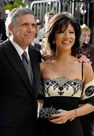 CBS President and CEO Les Moonves and wife Julie Chen arrive for the Vanity Fair Oscar Party at Mortons in West Hollywood February 25, 2007. 
