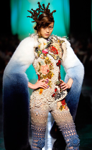 A model presents a creation by French designer Jean-Paul Gaultier as part of his Autumn/Winter 2007-2008 Haute Couture fashion collection in Paris, July 4, 2007. 