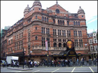 Theatre in the UK 英国的剧院