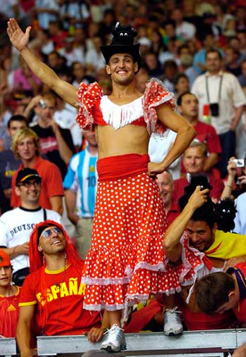 Spain and Tunisia fans