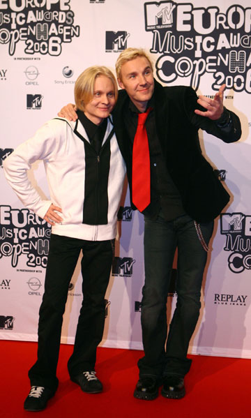 Members of the band Poets of the Fall from Finland pose as they arrive for the 13th Annual MTV Europe Music Awards 2006 show in Bella Center in Copenhagen, November 2, 2006.
