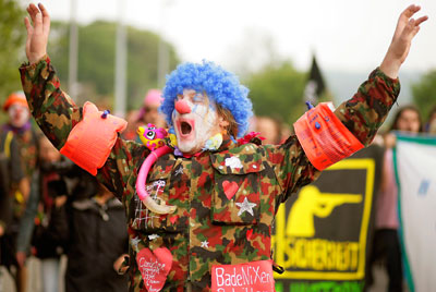 A member of the German Clown Army protests during an anti-G8 demonstration in Kuehlungsborn June 5, 2007. 
