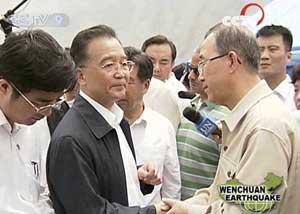 Premier Wen meets Ban Ki-moon in quake zone