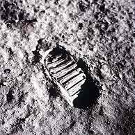 US remembers 40-year anniversary of moon landing