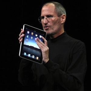 Apple's Steve Jobs takes medical leave; next Google chief knows company