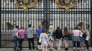 英议员促白金汉宫增加开放日期创收