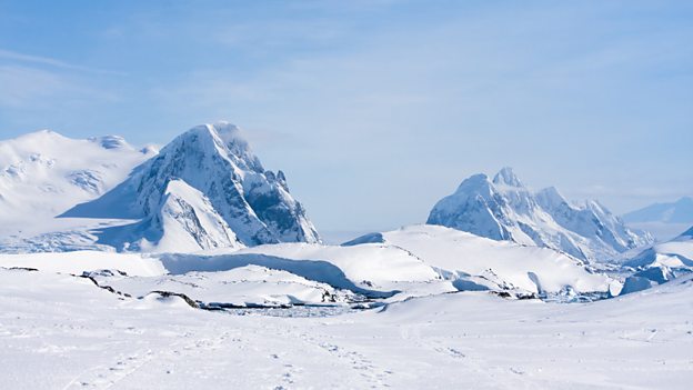 Hunt for Antarctica's 'missing meteorites' 英国科学家将赴南极寻找“失踪的陨石”