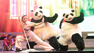 The magical panda show 伦敦功夫熊猫演出