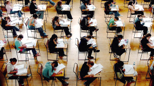 英国大学生考试作弊现象加剧