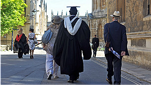 牛津大学否认歧视少数民族