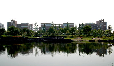 宁波大学科技学院