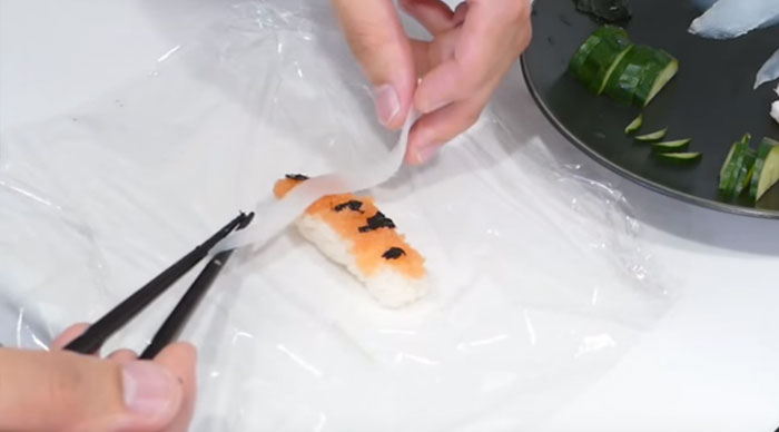 好看又好吃的“活鱼”寿司