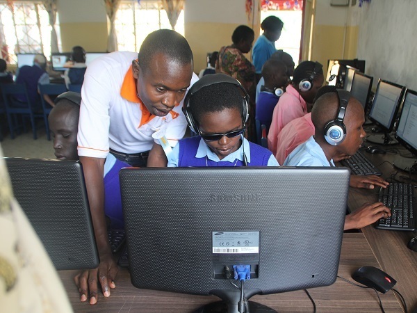 In Kenya, Blind Students Learn Through Technology