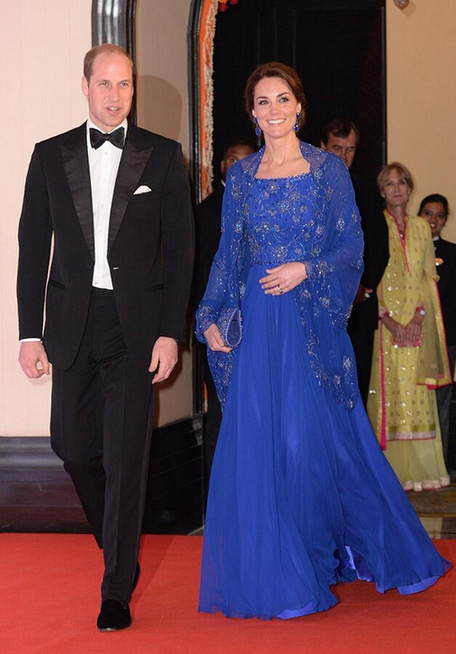 去印度就这么穿：凯特王妃印度行民俗裙件件美呆（组图）