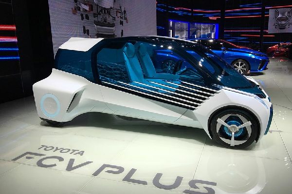 “新能源车”闪耀北京车展