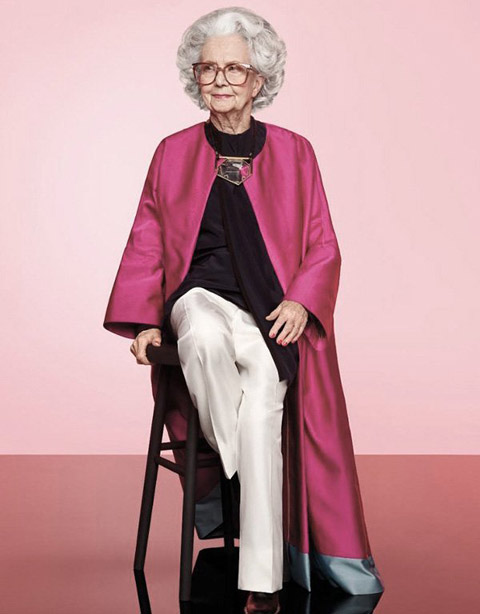 Vogue杂志百年 首次找了个百岁老太当模特(视
