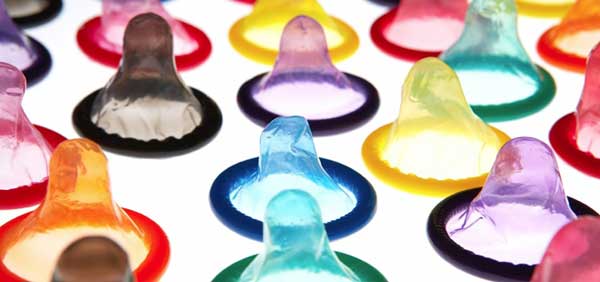 瑞典诊所帮男士测量尺寸选购避孕套