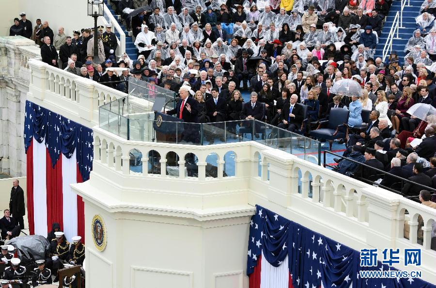 特朗普宣誓就任美国总统（组图）