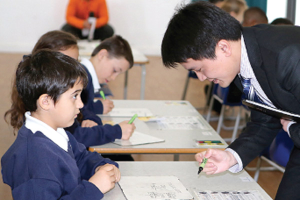 英国推广“上海掌握教学模式” 部分小学将启用上海数学课本