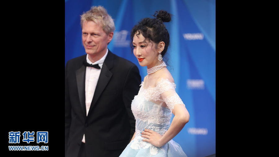 第七届北京国际电影节开幕 “达康书记”走红毯（组图）