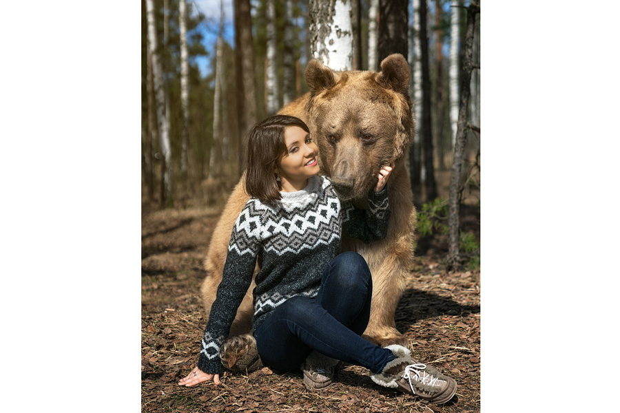 俄罗斯上演现实版“美女与野兽”（组图）