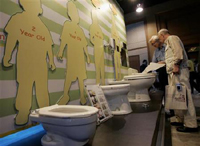 泰国学校为异装癖者设立专用厕所