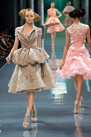 Dior's Haute Couture Autumn-Winter 2008-2009 fashion
