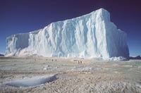 南极冰下湖泊入海 加速海面上升