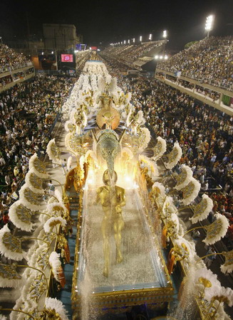 Brazil's carnival kicks into high gear