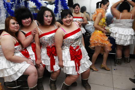 Chubby performance group in Zhengzhou