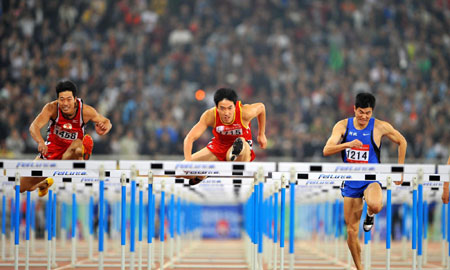 Liu Xiang picks gold at National Games