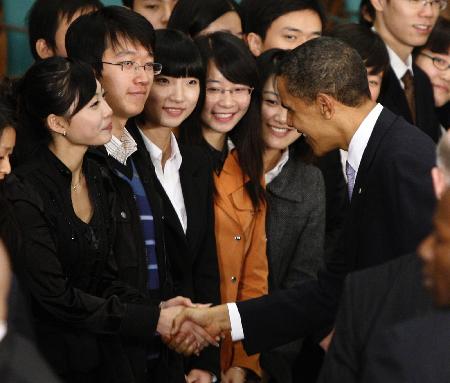 US President Barack Obama meets youth in Shanghai