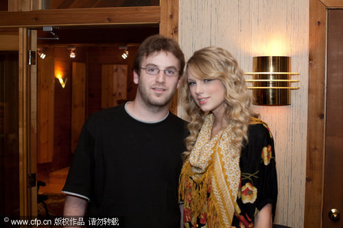 Taylor in studio