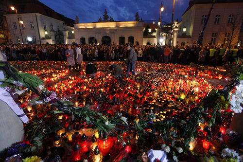 Poland mourns lost leaders