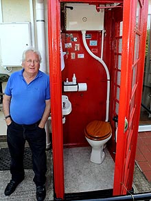 英国废弃电话亭再利用 变身室外卫生间