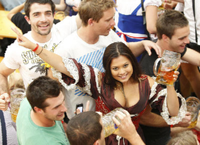 Oktoberfest, beer festival opens in Munich