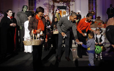 Trick-or-treat at the White House