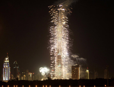 Millions gather worldwide to ring in new year