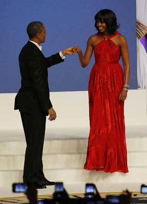 奥巴马就职舞会 米歇尔红裙惊艳