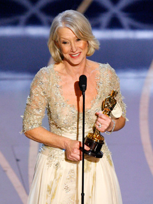 Helen Mirren accepts her Oscar for best actress for her role in 'The Queen' at the 79th Annual Academy Awards in Hollywood, California, February 25, 2007.
