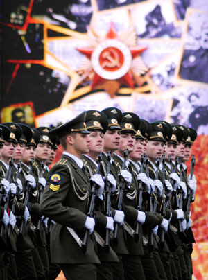 Russian troops march during a World War Two victory parade in Red Square in Moscow May 9, 2007.