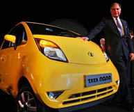 Indian launches world’s lowest-priced car