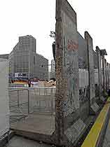 Germany marks 20th anniversary of collapse of Berlin Wall