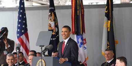 奥巴马出席西点军校毕业典礼发表演讲