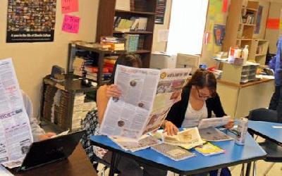 A school newspaper links Sioux Indian teens to their community