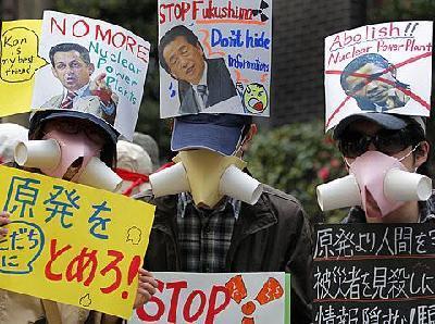 Thousands protest nuclear power in Japan